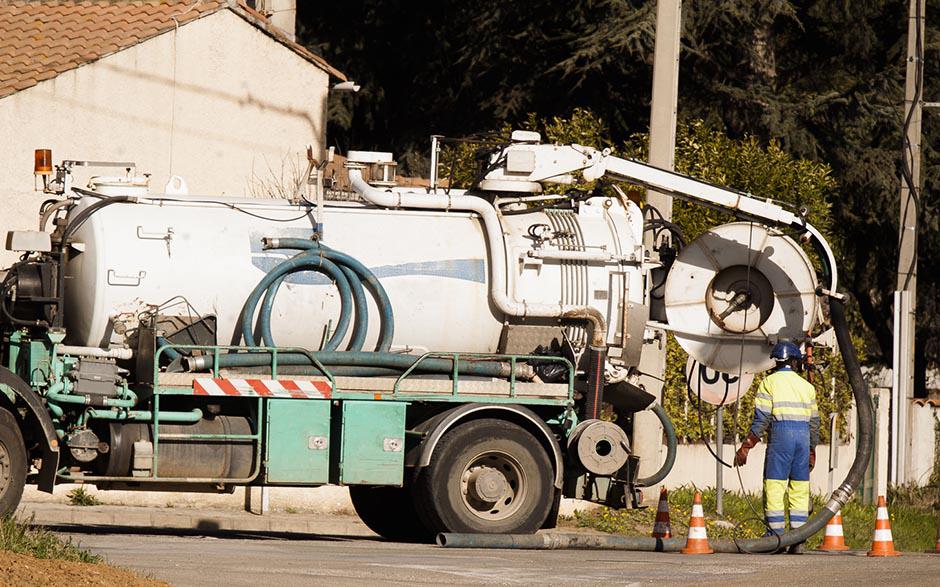 déboucheur chimique canalisation Tournan-en-Brie